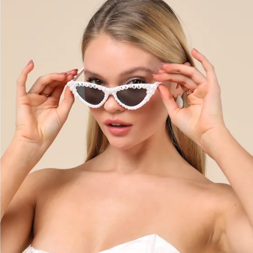 Lulus Lovebird Aesthetic White Pearl Cat-Eye Sunglasses - Picture 2 of 4